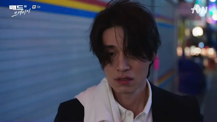 Adegan Aksi Bad and Crazy Episode 10 Gambar cuplikan adegan menegangkan dari Bad and Crazy episode 10