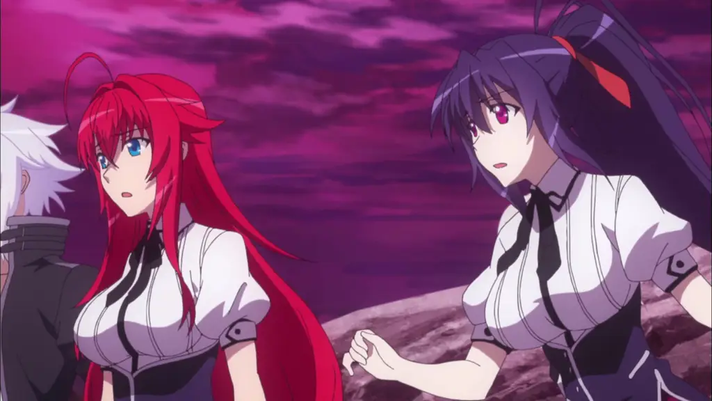 Gambar adegan aksi dalam anime High School DxD