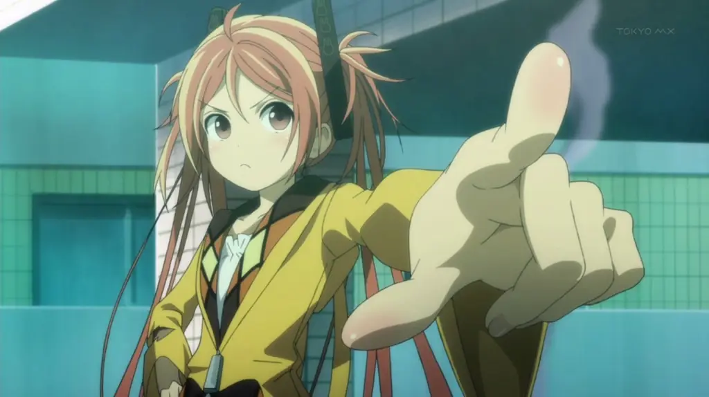 Gambar Enju Aihara dalam adegan ecchi di Black Bullet