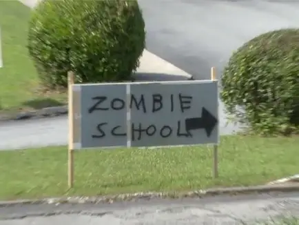 Adegan film zombie di sekolah