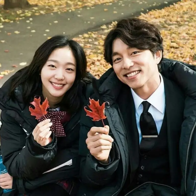 Foto Gong Yoo dan Kim Go Eun sebagai Kim Shin dan Ji Eun Tak