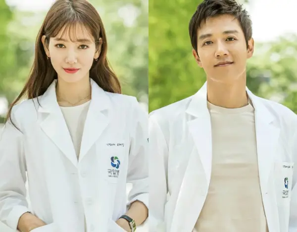 Gambar Dokter Park Shin Hye dan Kim Rae Won