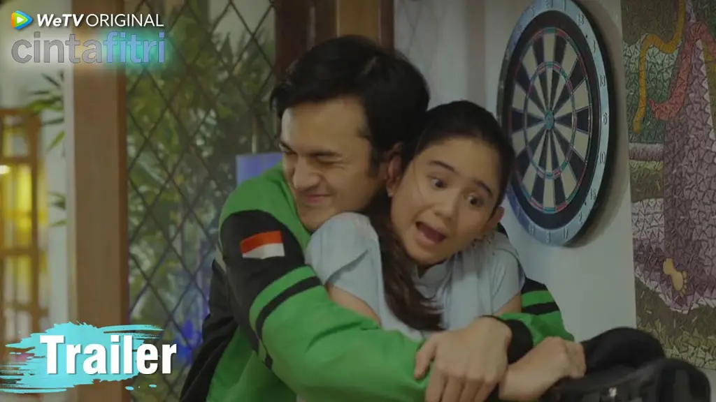 Adegan romantis Farel dan Fitri