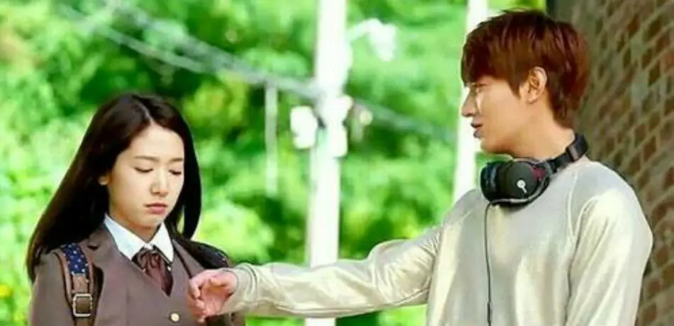 Lee Min Ho dan Park Shin Hye dalam drama The Heirs