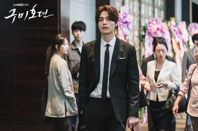 Lee Dong Wook dan Jo Bo Ah dalam drama Tale of the Nine Tailed