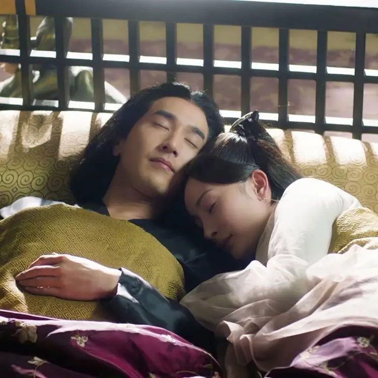 Adegan Yang Mi dan Mark Chao di drama Eternal Love