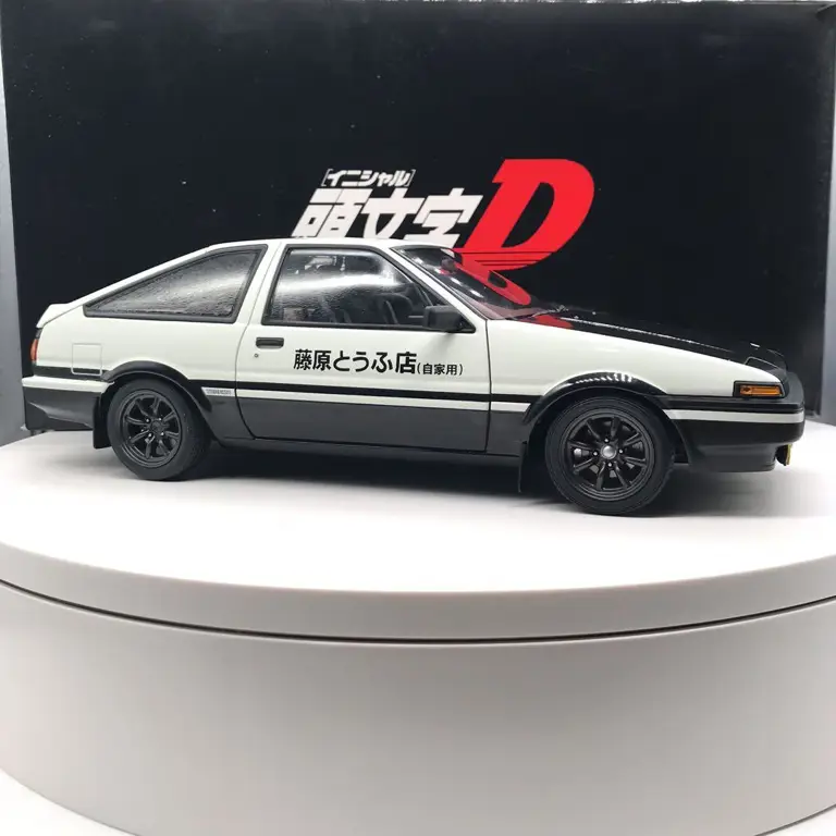 Gambar AE86 Trueno, mobil ikonik dalam Initial D