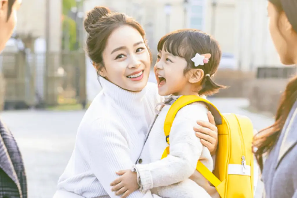 Kim Tae Hee sebagai Cha Yu Ri dalam drama Hi Bye Mama