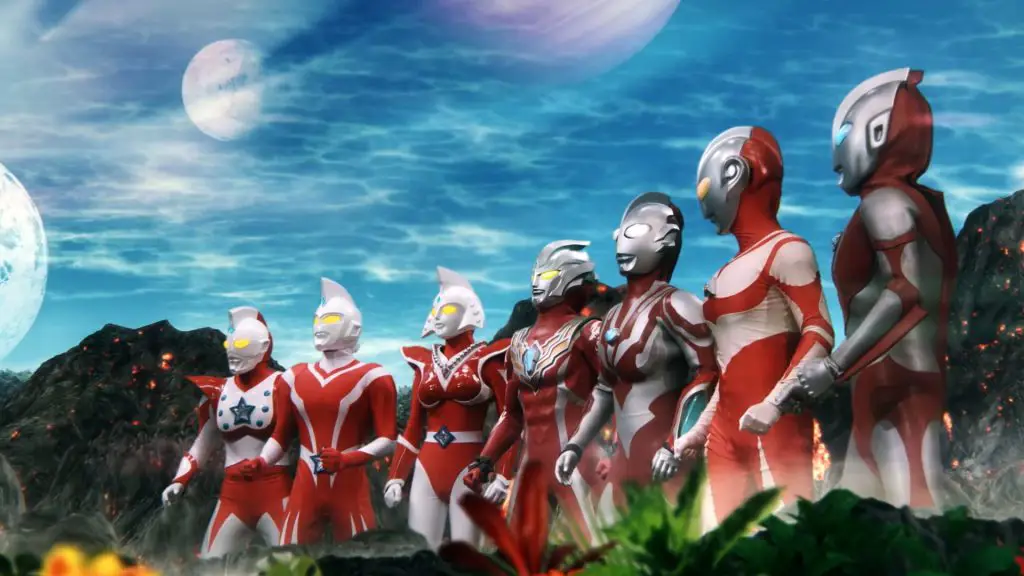 Adegan Ultraman sedang bertarung melawan monster