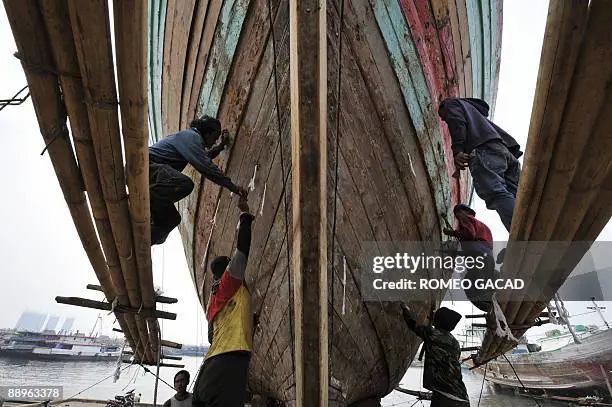 Gambar galangan kapal Bandar Victory Shipyard PT