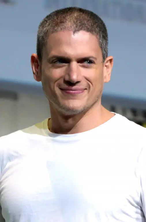 Wentworth Miller sebagai Michael Scofield