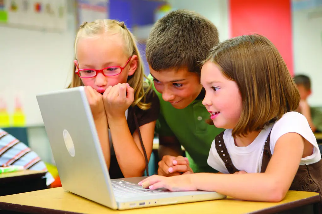 Gambar anak-anak populer di sekolah