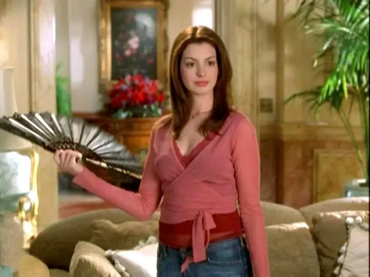 Anne Hathaway sebagai Mia Thermopolis di The Princess Diaries 2