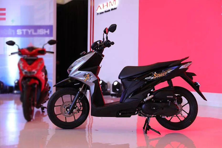 Honda Beat Street di Bandar Lampung