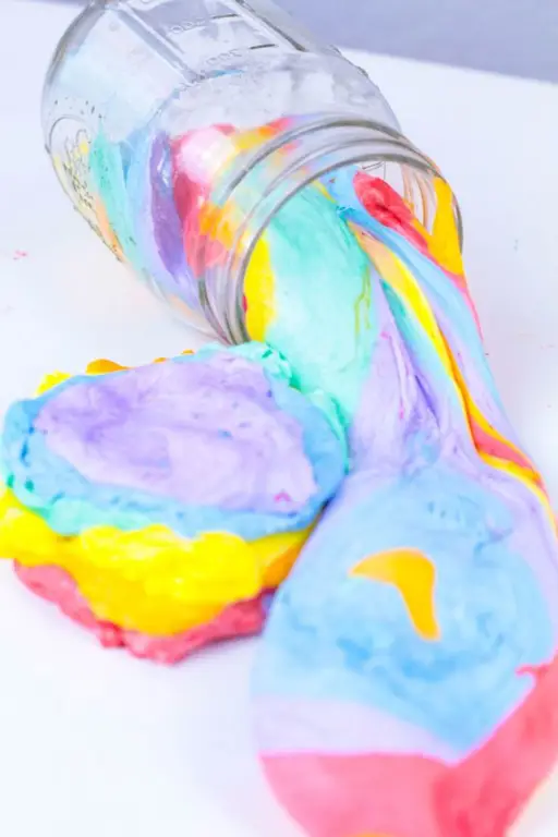 Berbagai resep slime warna-warni