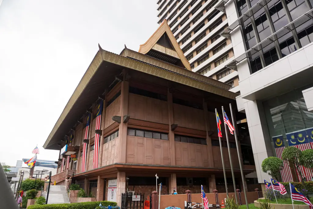 Gedung Bank Muamalat di Bandar Lampung