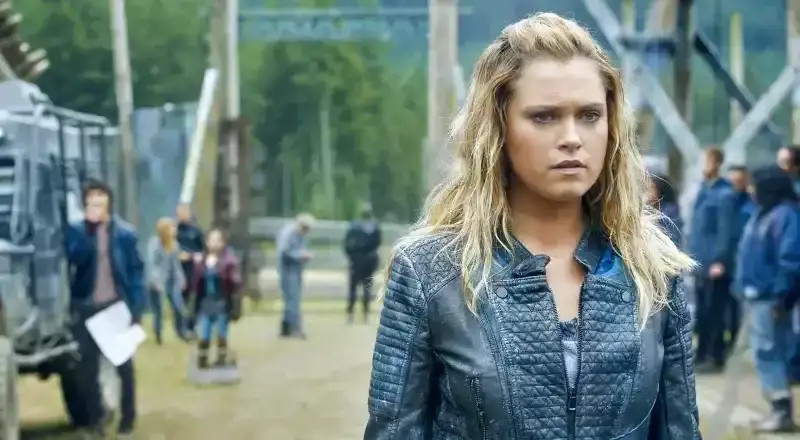 Gambar Clarke Griffin dari serial The 100