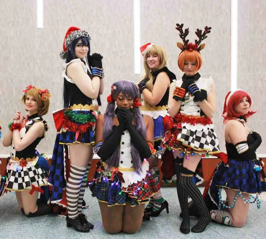 Cosplay anime grup terbaik