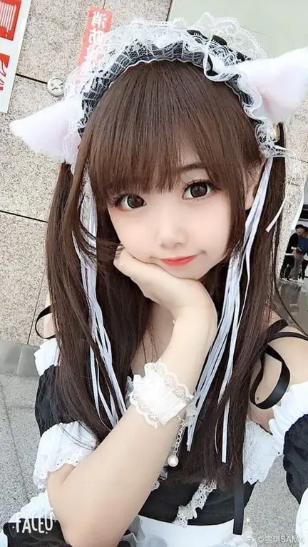 Gadis Cantik Cosplay Anime Kawaii