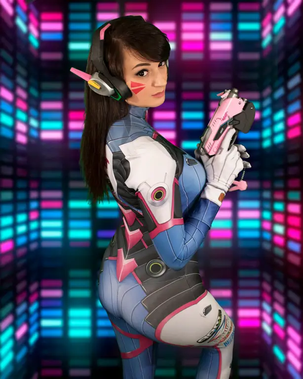 Foto cosplay D.Va yang memukau