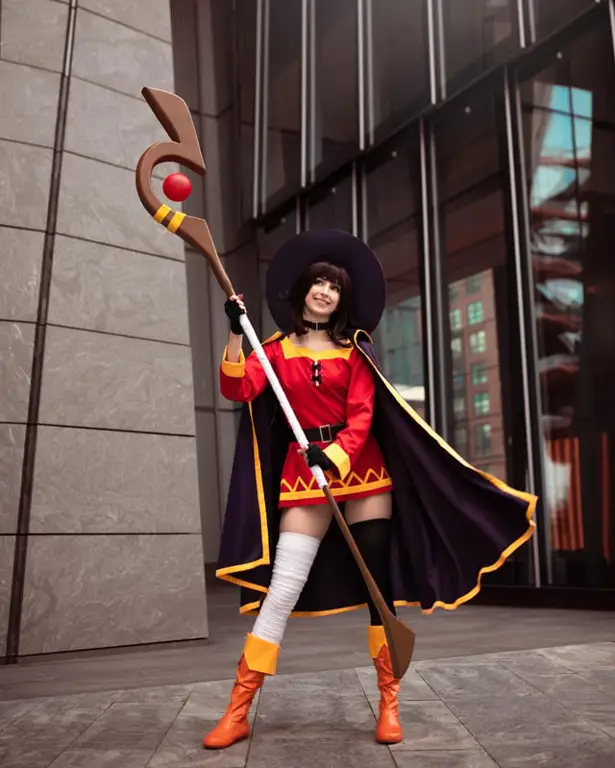 Foto cosplay Megumin yang keren