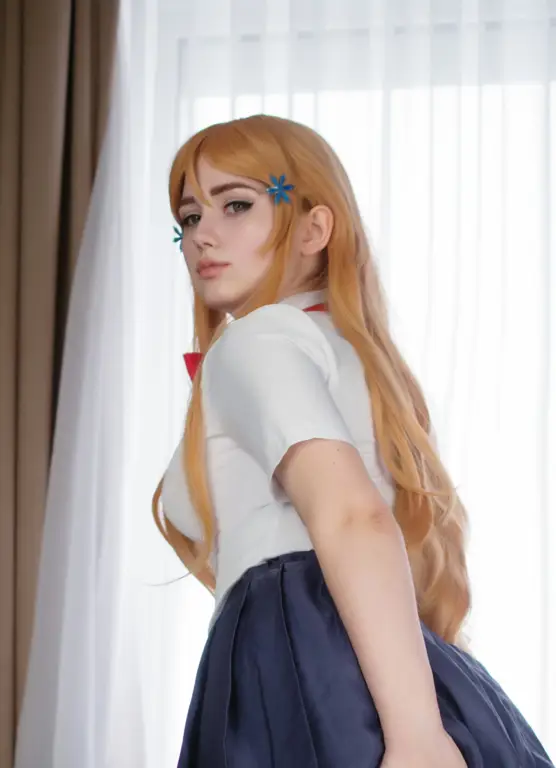 Aksesoris cosplay Orihime Inoue seperti ikat kepala dan kalung