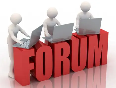 Diskusi di forum online