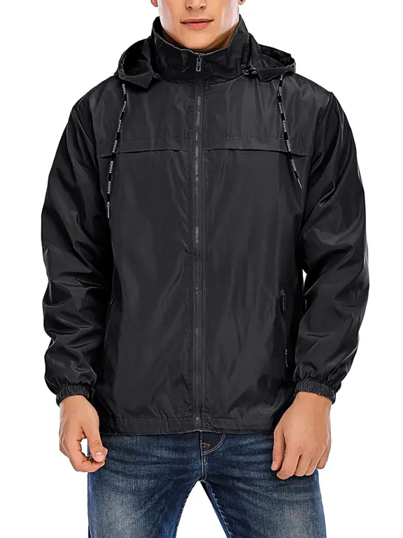 Gambar detail fitur-fitur jaket wind breaker 490 seperti kantong, resleting, dan bahannya