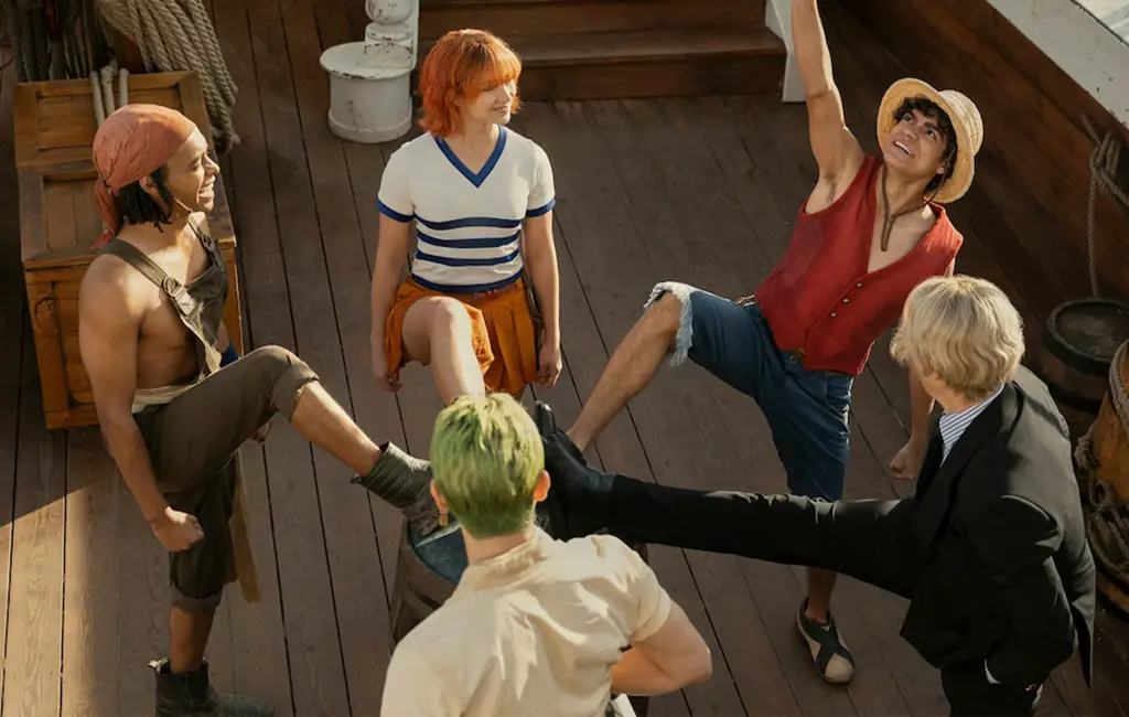 Foto para pemain yang memerankan karakter ikonik One Piece Para karakter One Piece dalam versi live action
