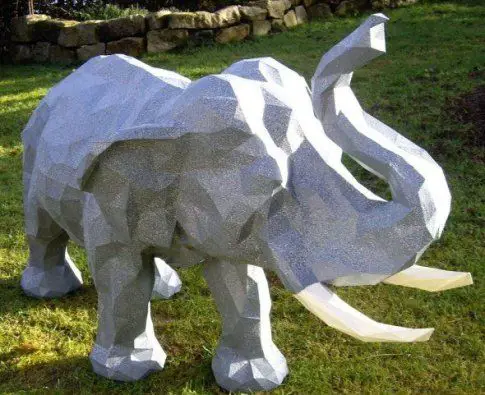 Desain gajah Pepakura yang unik