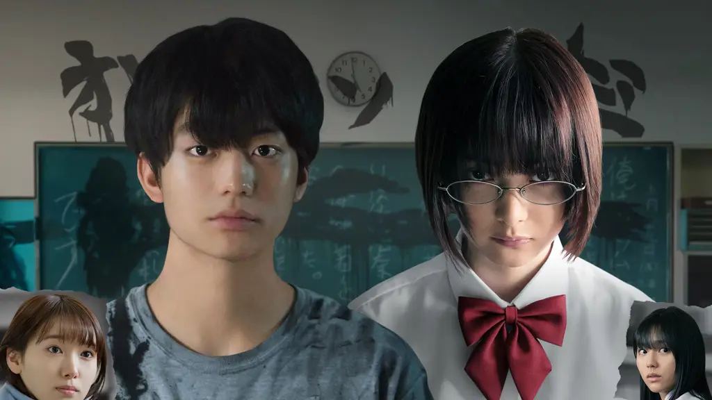 Perbandingan antara manga Aku no Hana dan versi live action-nya