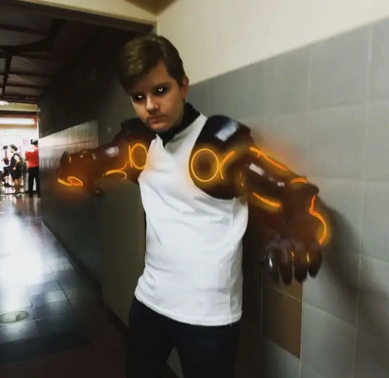 Genos, murid Saitama