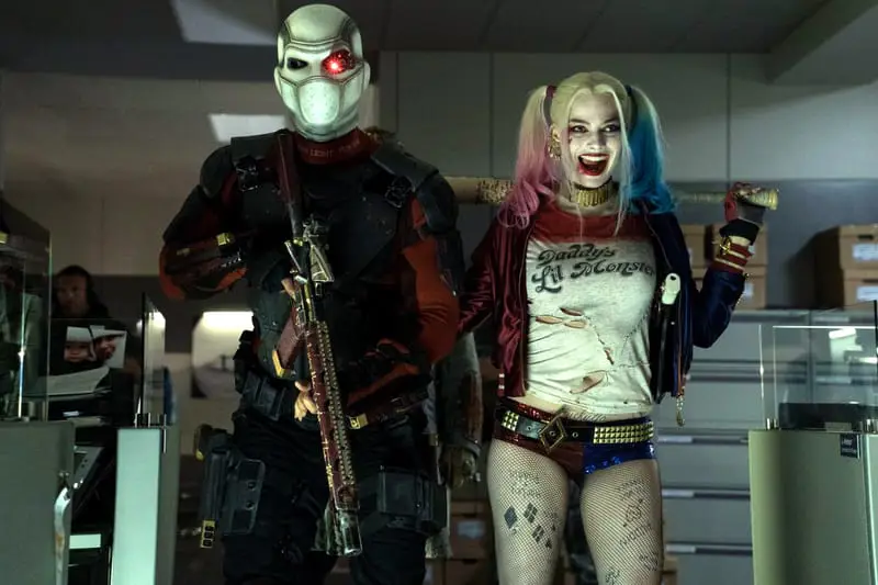 Harley Quinn dan Joker dalam film Suicide Squad