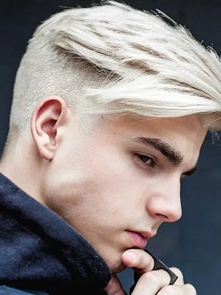 Contoh bleaching rambut pria pendek