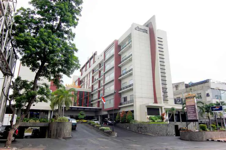 Gambar hotel modern dekat mall di Bandar Lampung