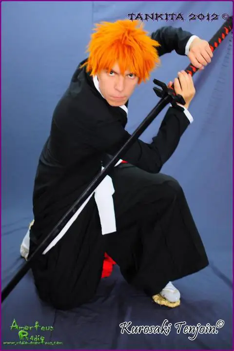 Gambar Ichigo Kurosaki, karakter utama dalam Bleach.