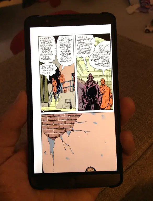 Membaca komik di tablet