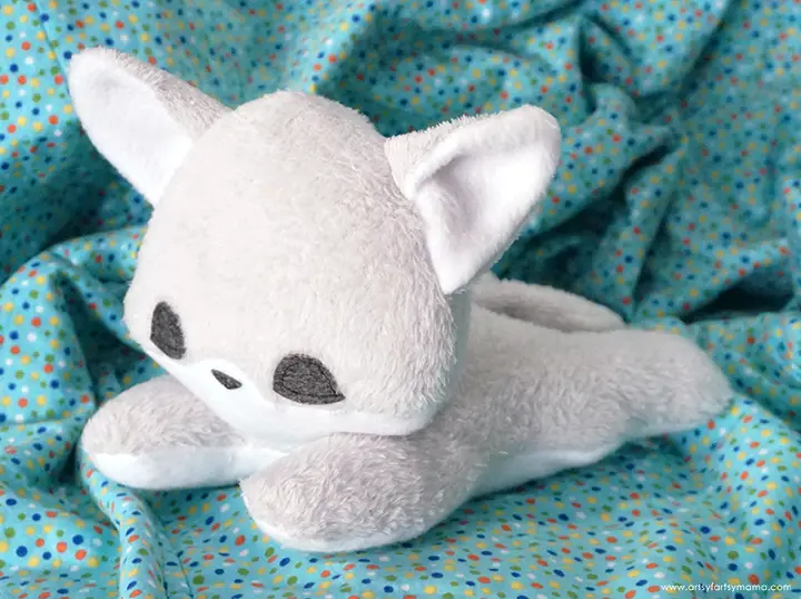 Ide desain boneka plushie custom