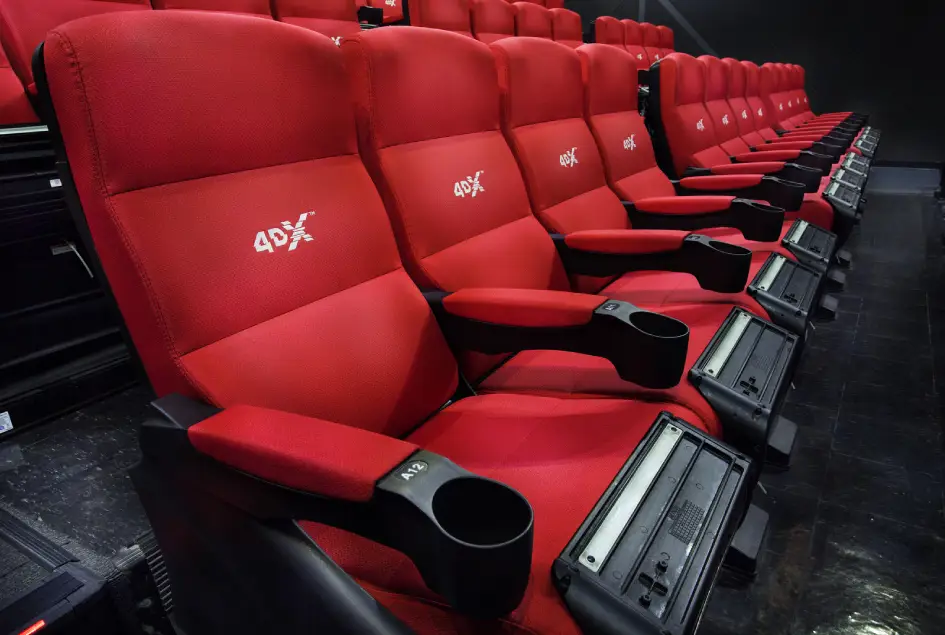 Interior bioskop CGV di Indonesia yang nyaman dan modern