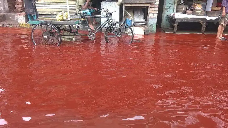 Mitos kuno tentang hujan merah