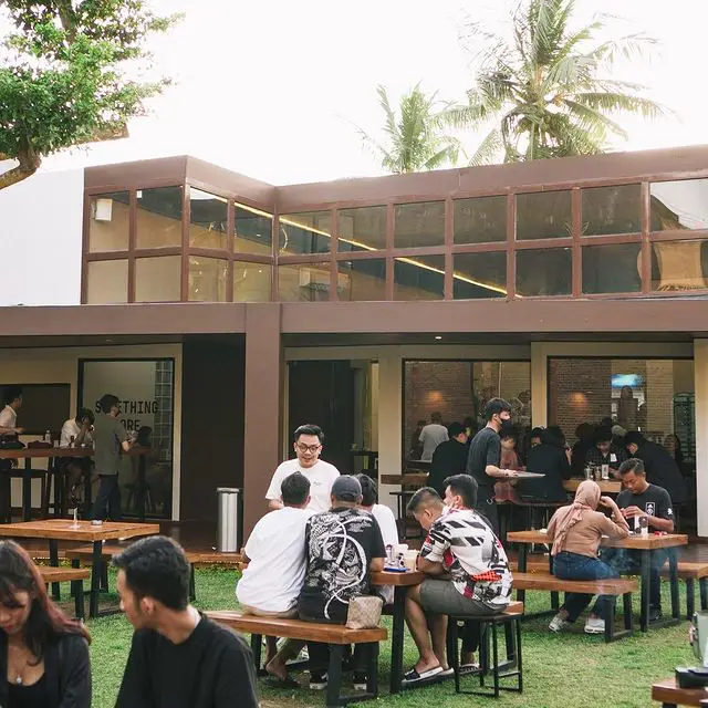 Aneka kafe outdoor di Bandar Lampung dengan suasana yang nyaman dan menawan.