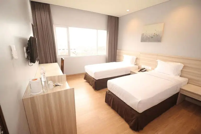 Interior kamar Hotel Astoria Bandar Lampung yang nyaman dan modern