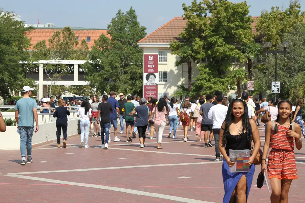 Gambar Kampus Universitas Terbuka