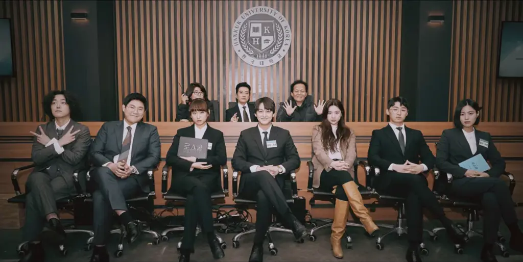 Para pemain drama Korea Law School