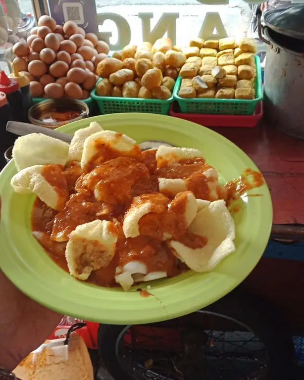 Berbagai macam kuliner khas Bogor yang menggugah selera