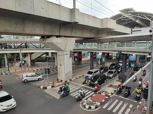 Aktivitas di Jalan Kamboja Raya