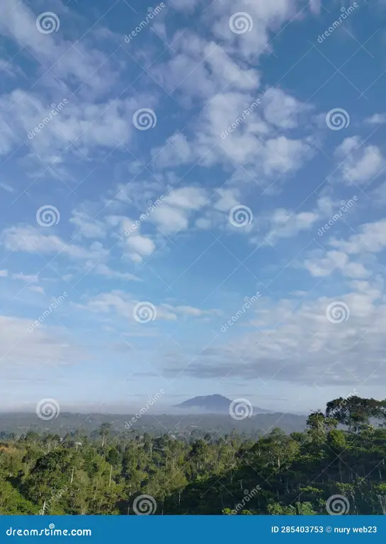 Pemandangan alam yang indah di Bakung, Bandar Lampung