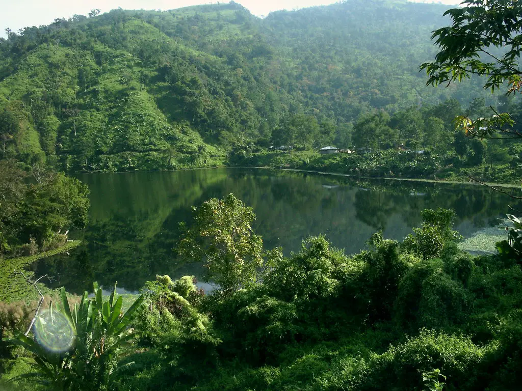 Pemandangan alam yang menakjubkan di Bandar Pasir Mandoge