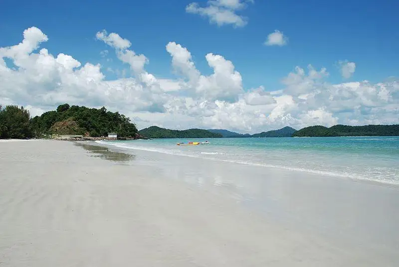 Pemandangan pantai Langkawi yang indah