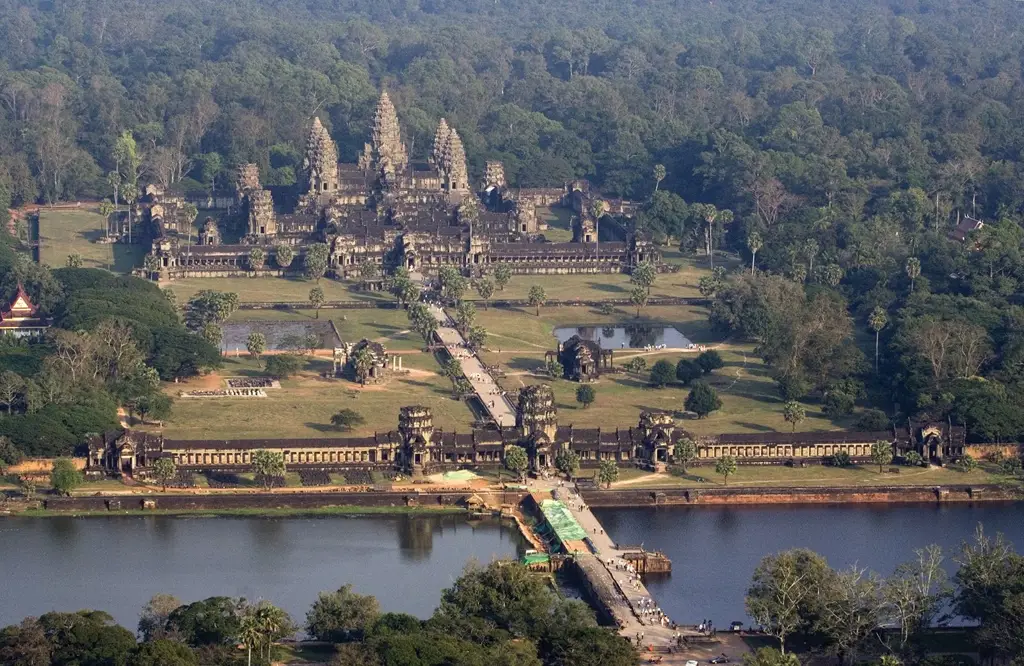 Candi-candi Angkor Wat